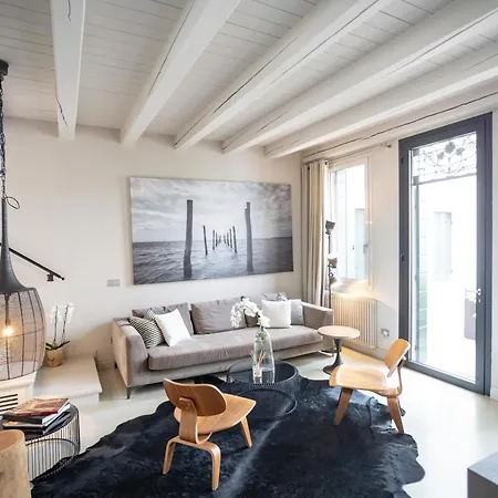 Apartament Madame Marconi Xvii Mira