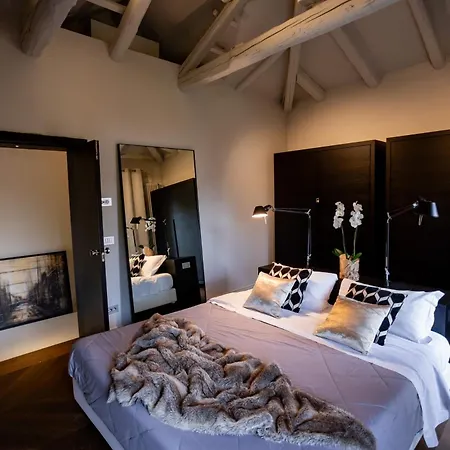 Madame Marconi Xvii Apartment Mira